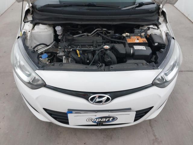 2014 HYUNDAI I20 ACTIVE