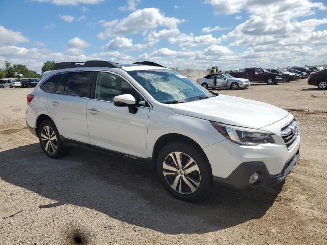  SUBARU OUTBACK 2019 Biały