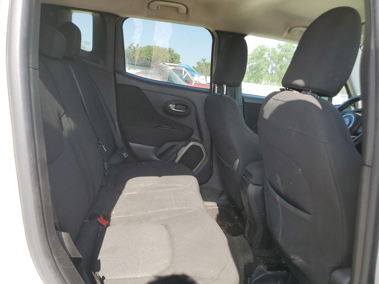 2016 Jeep Renegade Latitude VIN: ZACCJBBT4GPD04272 Lot: 67995225