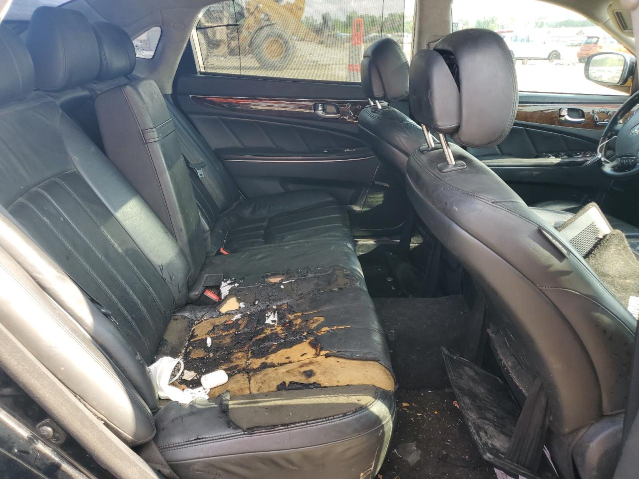 2011 Hyundai Equus Signature VIN: KMHGH4JF6BU029642 Lot: 68646075