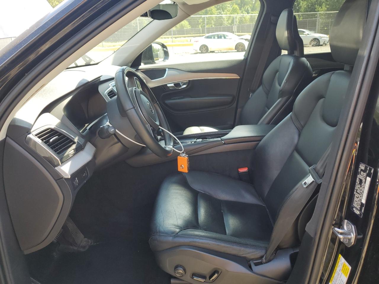 2021 Volvo Xc90 T5 Momentum VIN: YV4102CK5M1767112 Lot: 70357385