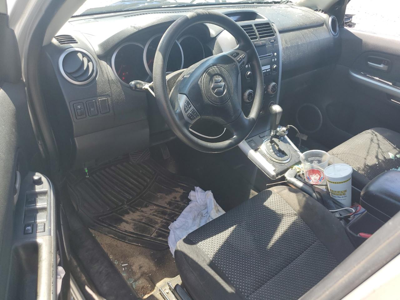 2006 Suzuki Grand Vitara Premium VIN: JS3TE943264101700 Lot: 70592575