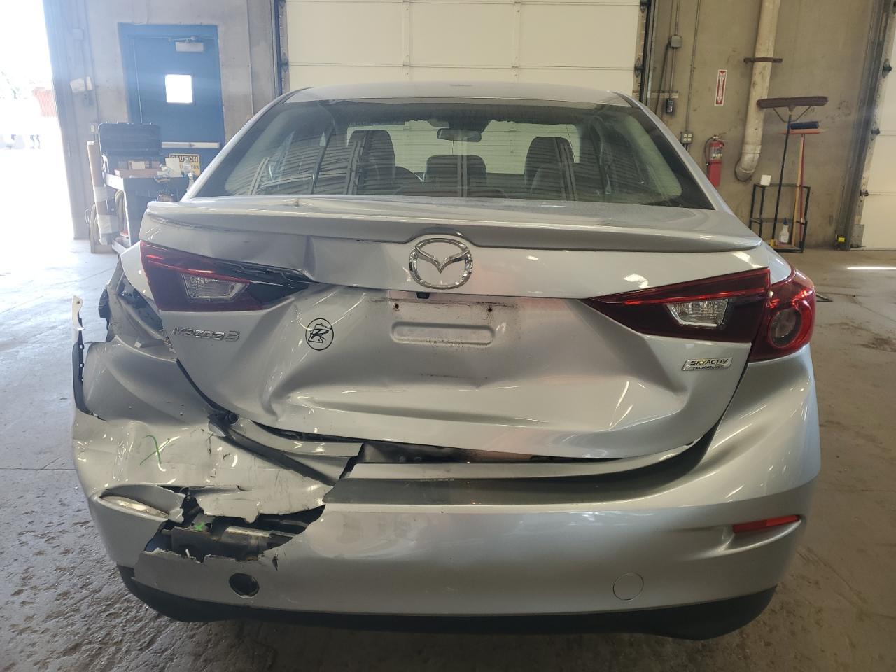 2018 Mazda 3 Touring VIN: 3MZBN1V33JM168469 Lot: 70264535