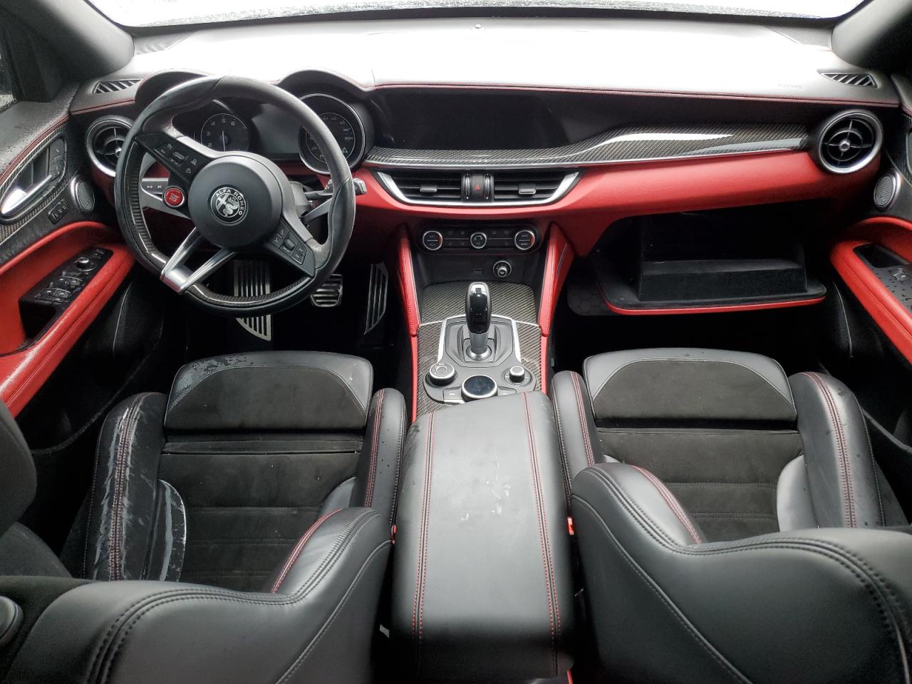 2018 Alfa Romeo Stelvio Quadrifoglio VIN: ZASFAKEV1J7C19394 Lot: 69307045