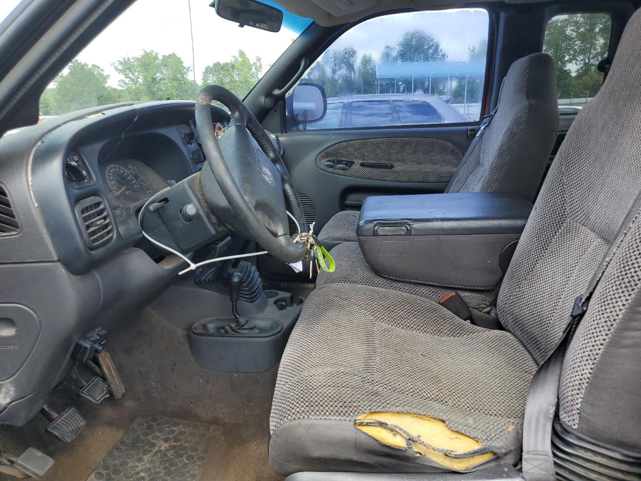 1999 Dodge Ram 1500 VIN: 3B7HF13Y0XG208572 Lot: 67921755