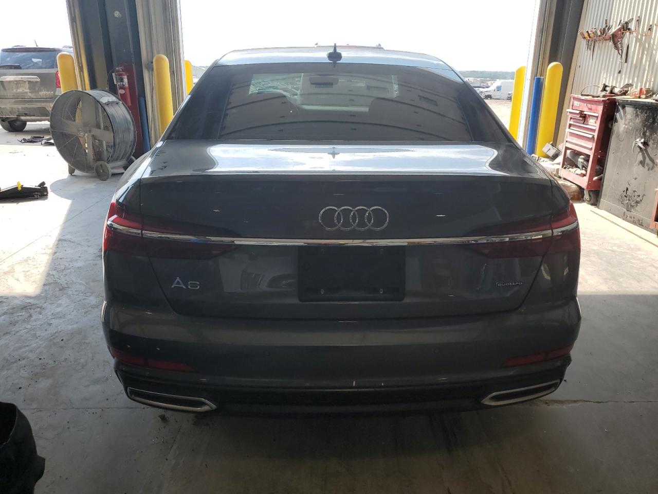 2019 Audi A6 Prestige VIN: WAUM2AF22KN073187 Lot: 69050005