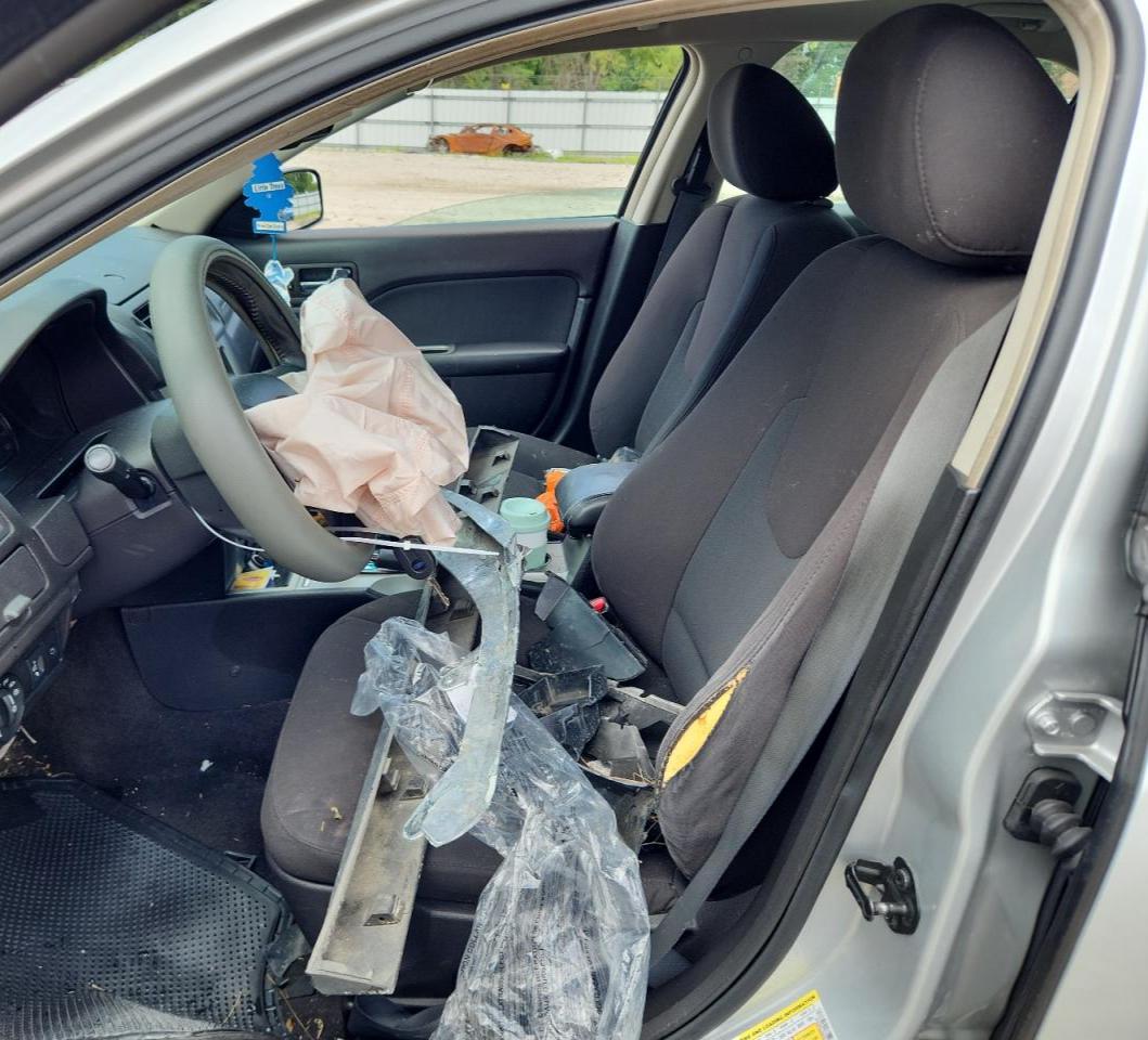 2010 Ford Fusion Hybrid VIN: 3FADP0L39AR230999 Lot: 69572015