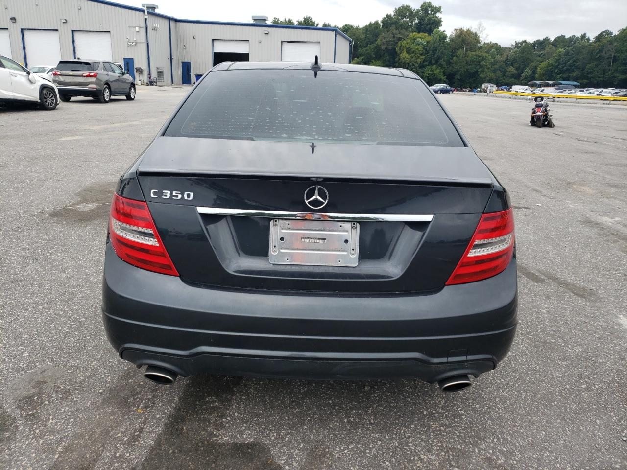 2014 Mercedes-Benz C 350 VIN: WDDGF5HB4EA938767 Lot: 67723665