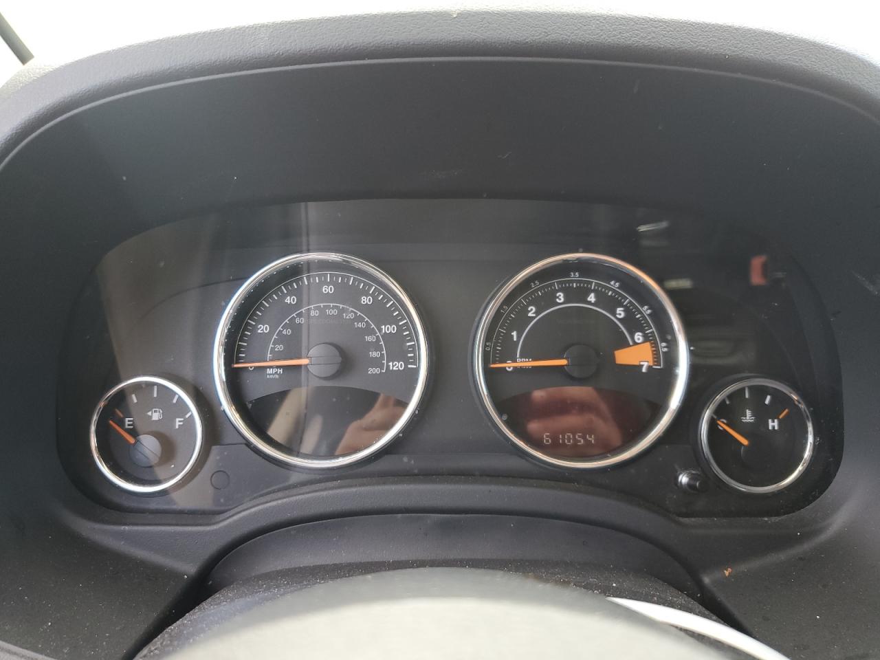 2015 Jeep Compass Latitude VIN: 1C4NJDEB1FD324919 Lot: 69665765