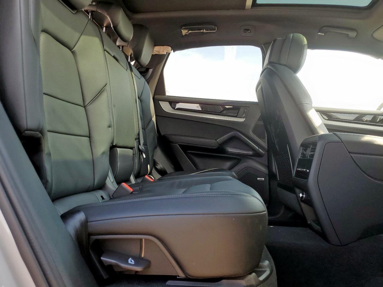 2024 Porsche Cayenne VIN: WP1AA2AY9RDA12427 Lot: 69446155