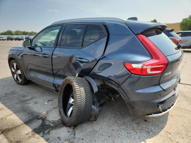  VOLVO XC40 2022 Синий