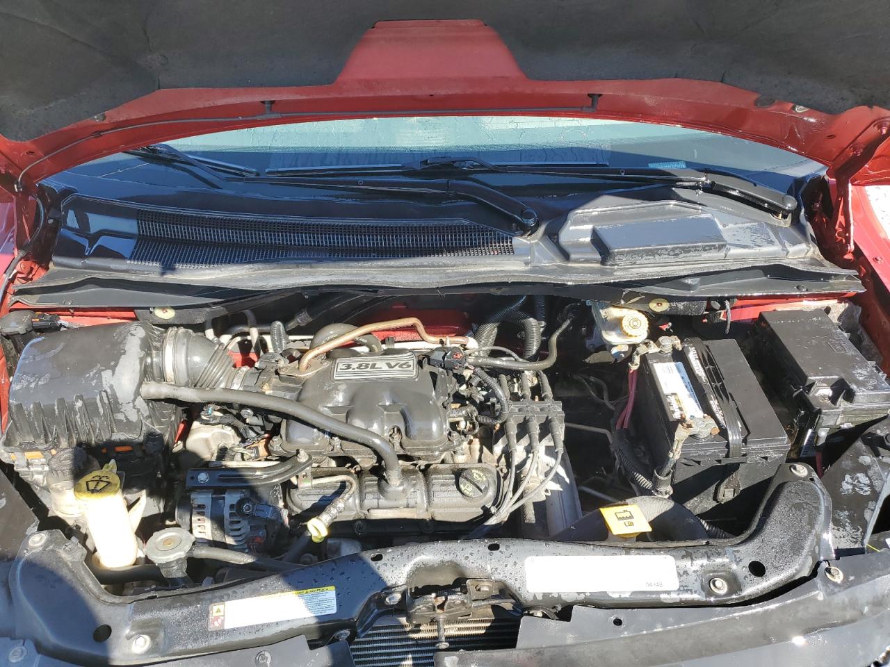 2010 Volkswagen Routan Se VIN: 2V4RW3D11AR168737 Lot: 70481675