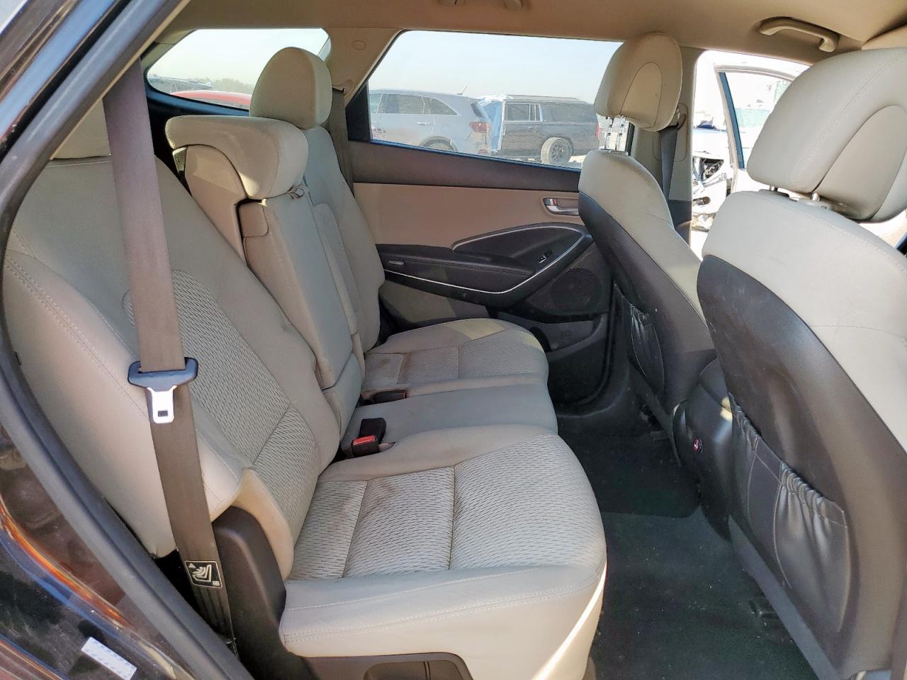 2017 Hyundai Santa Fe Se VIN: KM8SM4HFXHU175515 Lot: 69811345