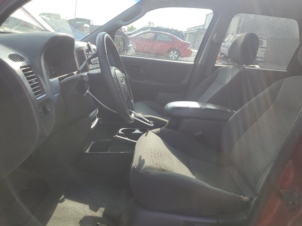 2004 Ford Escape Xlt VIN: 1FMYU931X4KA78632 Lot: 68737125