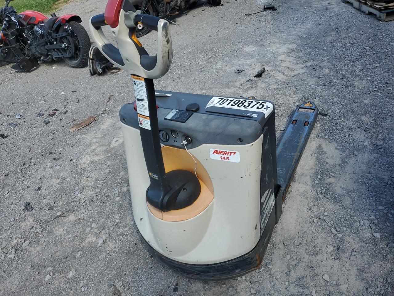2020 Crown Sp3035-45 Pallet Jack VIN: 10250459 Lot: 70198375