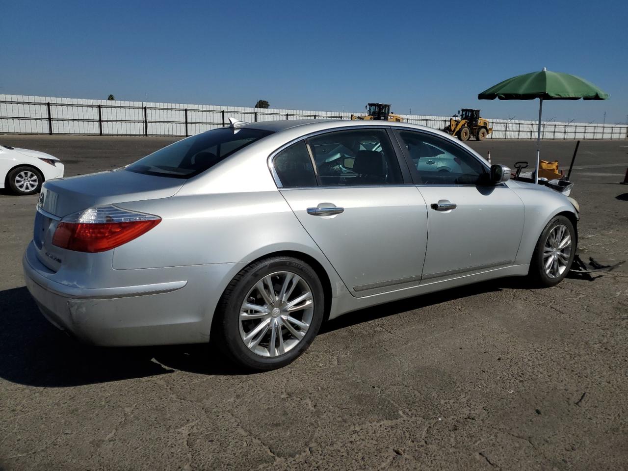 2011 Hyundai Genesis 4.6L VIN: KMHGC4DF3BU121544 Lot: 70784775