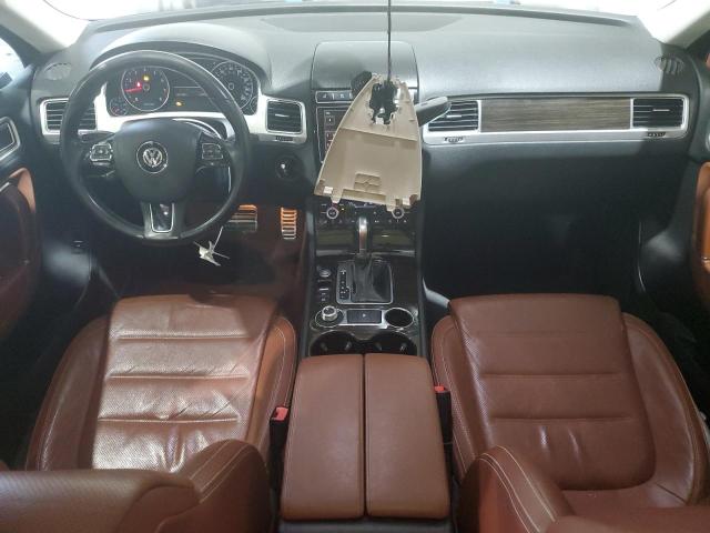 Паркетники VOLKSWAGEN TOUAREG 2017 Белы