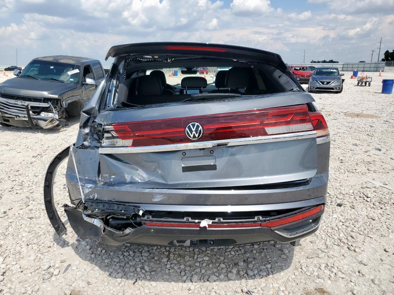 2025 Volkswagen Atlas Cross Sport Se VIN: 1V2JE2CA4SC204399 Lot: 70093975
