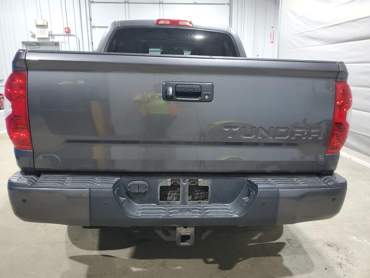 2014 Toyota Tundra Crewmax Limited VIN: 5TFHY5F16EX379819 Lot: 68882265