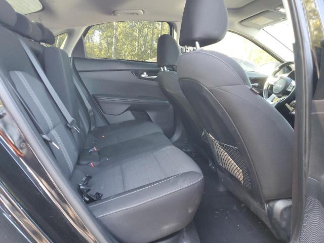 2024 KIA FORTE EX  