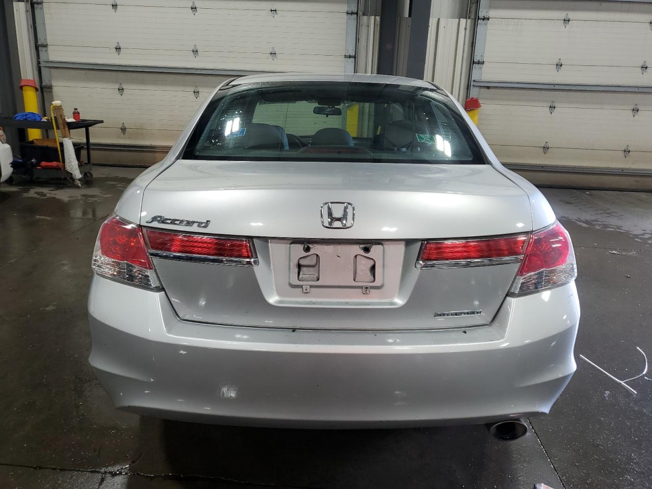 2012 Honda Accord Se VIN: 1HGCP2F68CA227615 Lot: 70445875