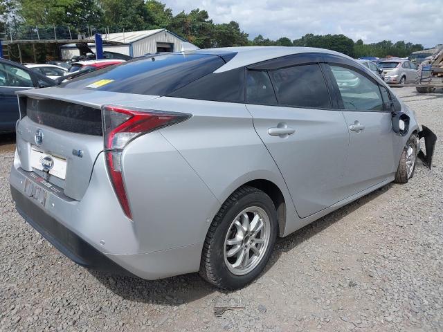 2017 TOYOTA PRIUS HYBRID 