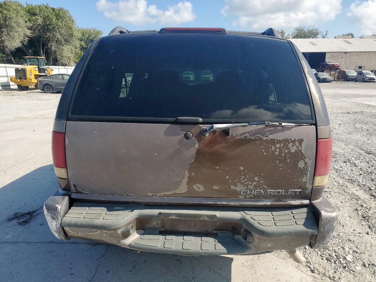 2000 Chevrolet Blazer VIN: 1GNDT13W7YK199571 Lot: 67626225