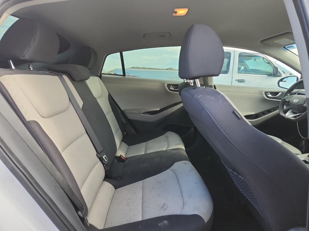 2017 Hyundai Ioniq Blue VIN: KMHC65LCXHU034512 Lot: 69802845