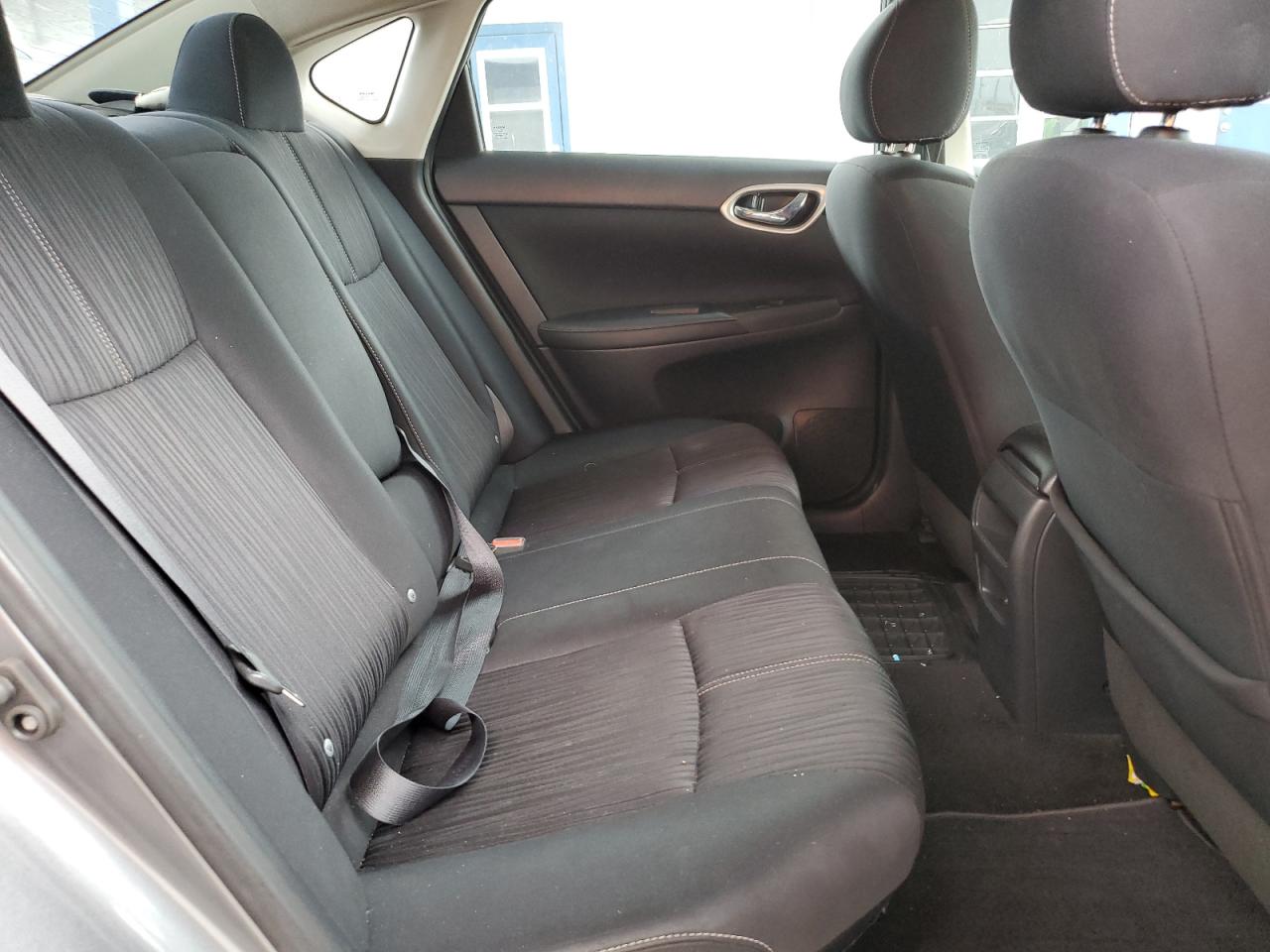 2017 Nissan Sentra S VIN: 3N1AB7AP3HL659596 Lot: 70455355