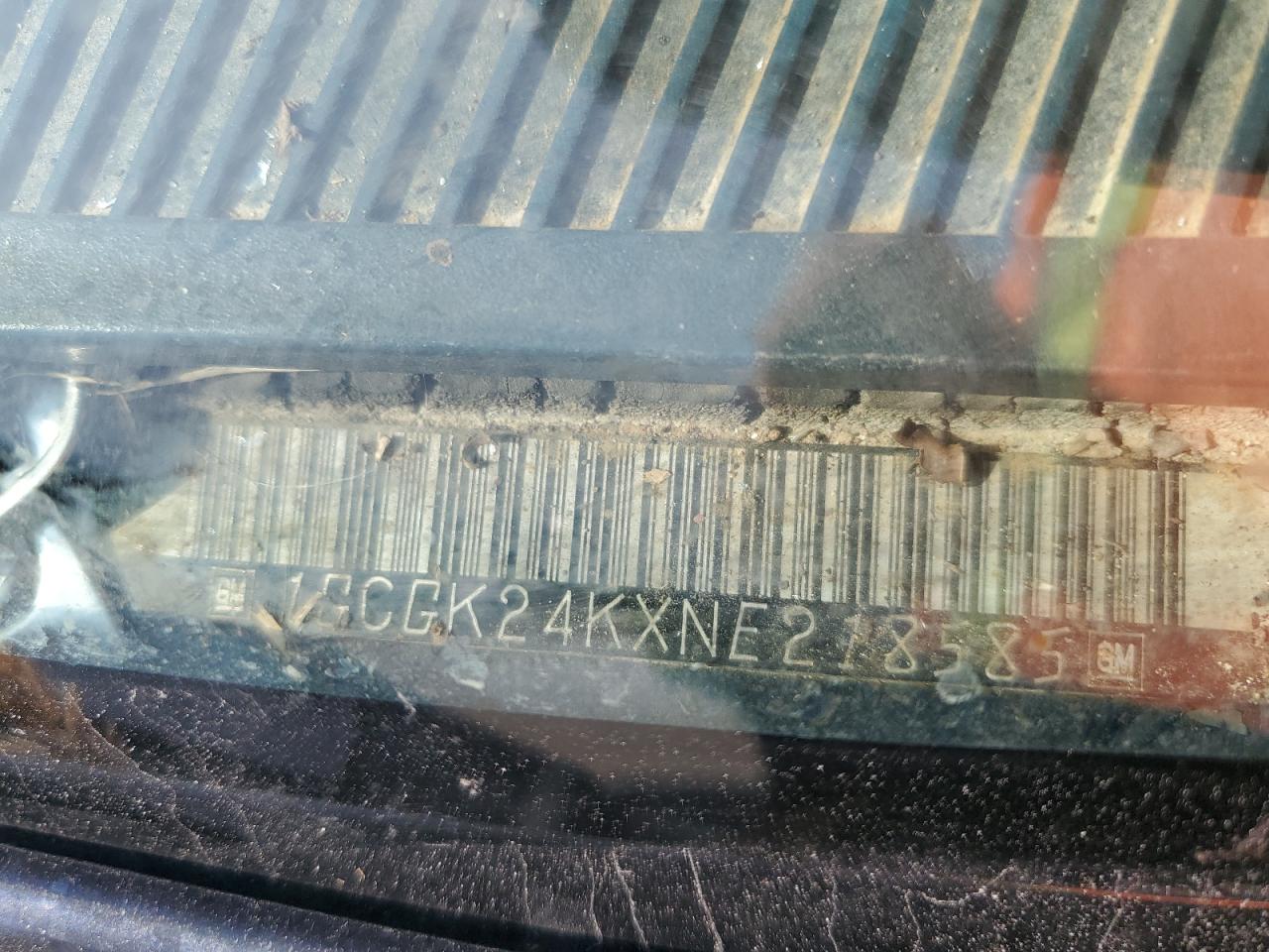 1992 Chevrolet Gmt-400 K2500 VIN: 1GCGK24KXNE218585 Lot: 68942325