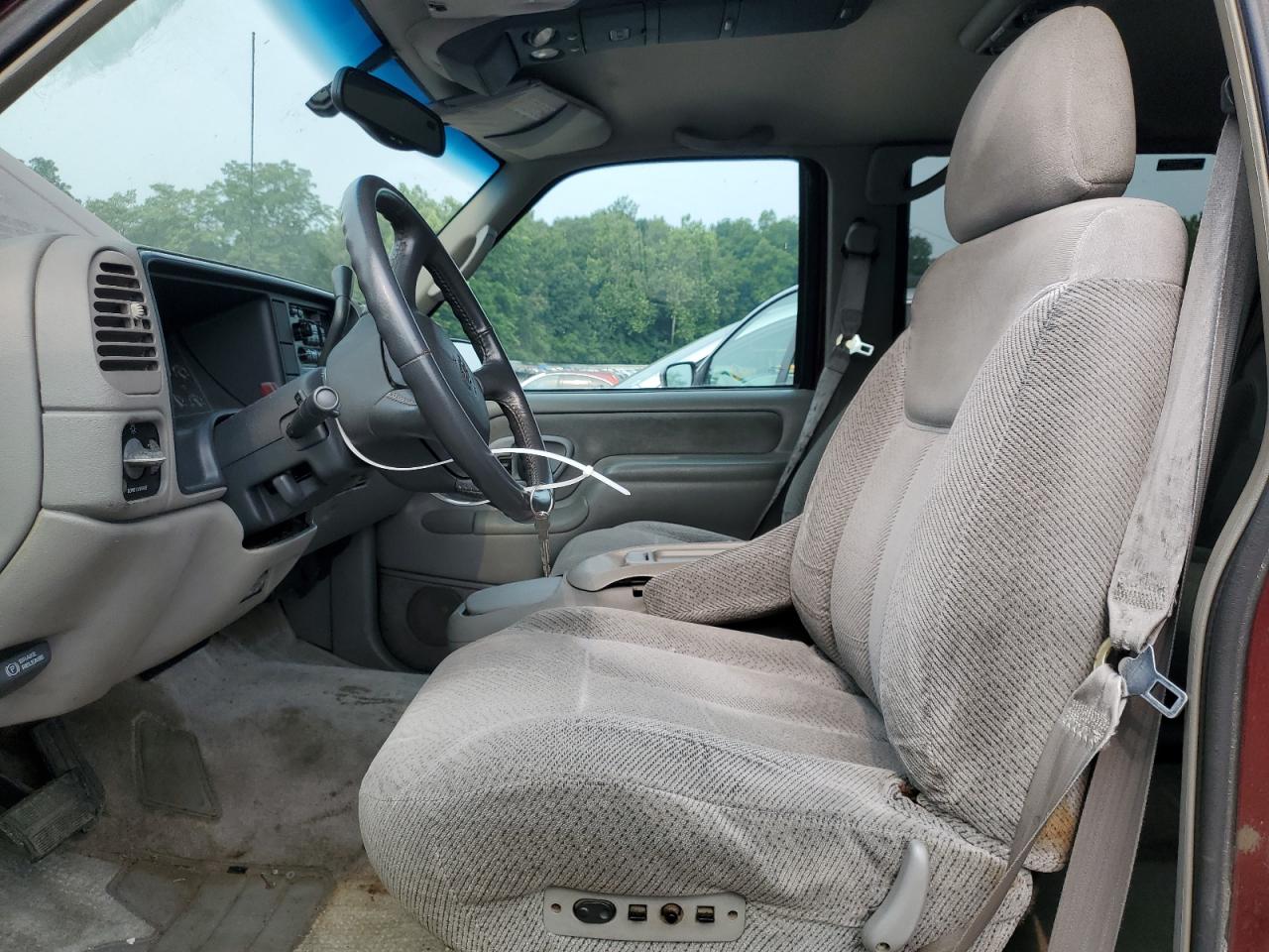 1999 Chevrolet Tahoe K1500 VIN: 1GNEK13RXXJ430856 Lot: 67311975