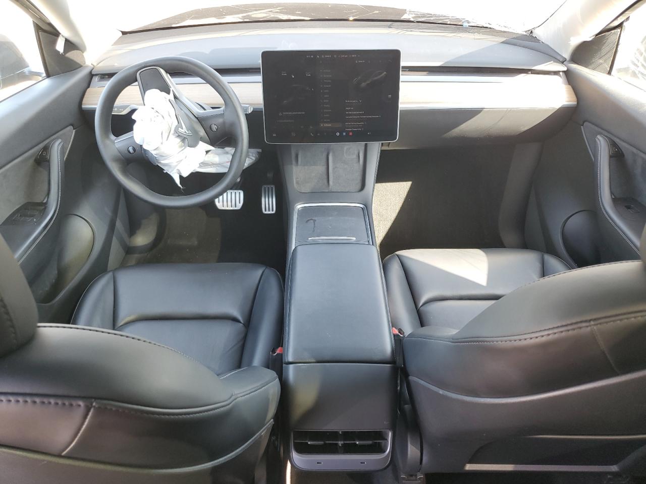 2022 Tesla Model Y VIN: 7SAYGDEF5NF490711 Lot: 68429555