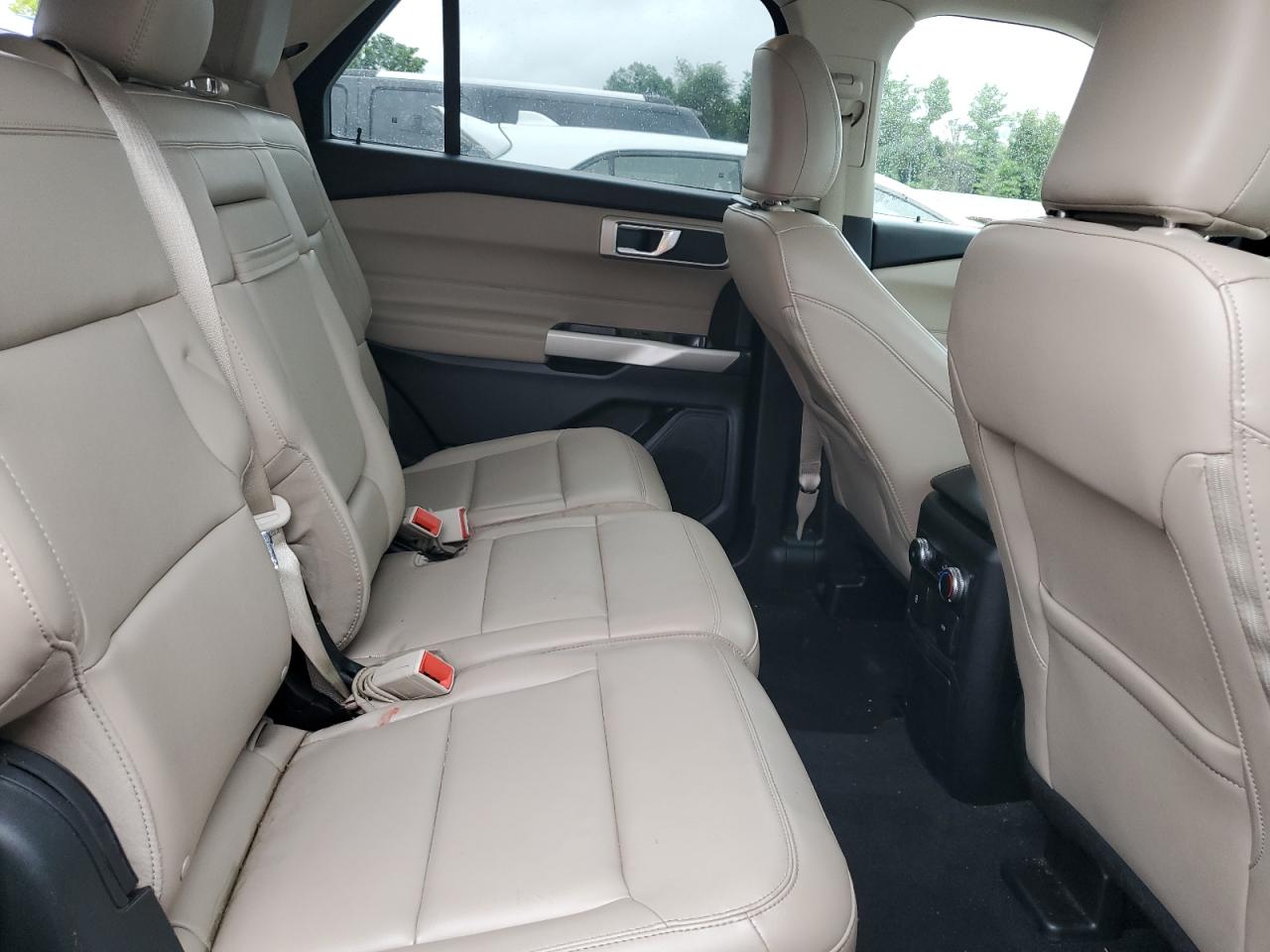 2022 Ford Explorer Xlt VIN: 1FMSK8DHXNGB27656 Lot: 66906875