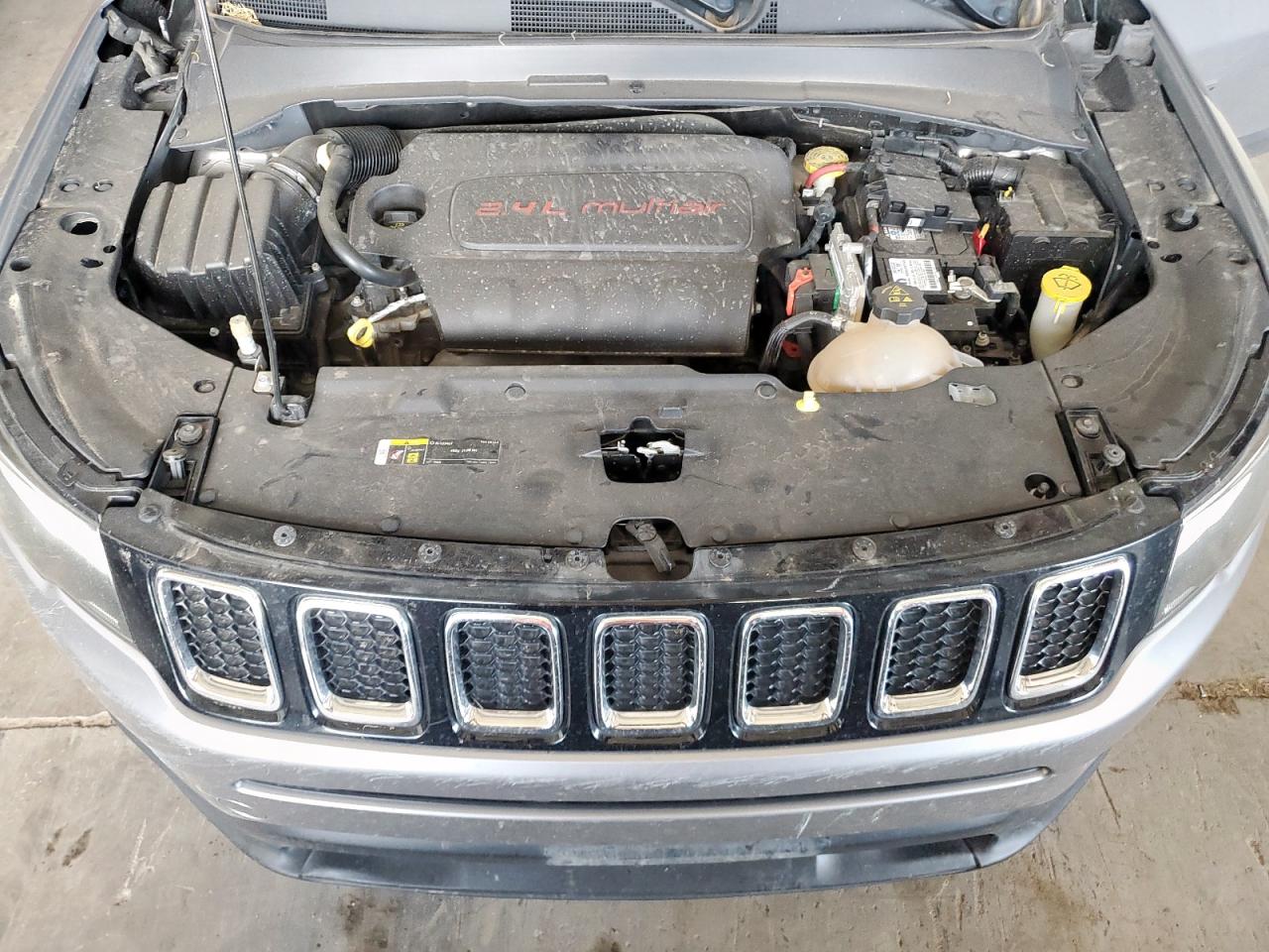 2018 Jeep Compass Latitude VIN: 3C4NJDBB0JT393446 Lot: 70187065