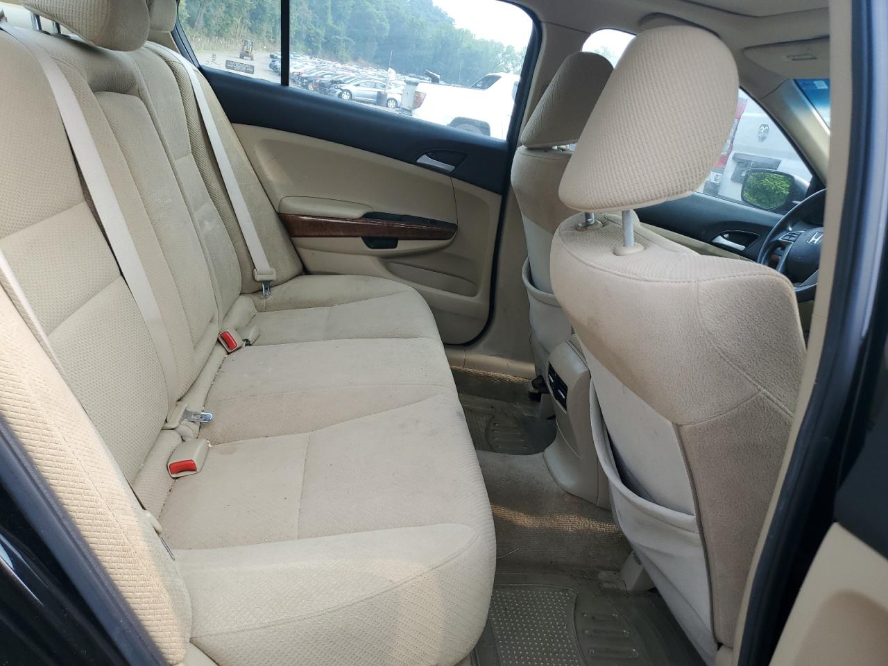 2011 Honda Accord Exl VIN: 1HGCP2F77BA038302 Lot: 67870255