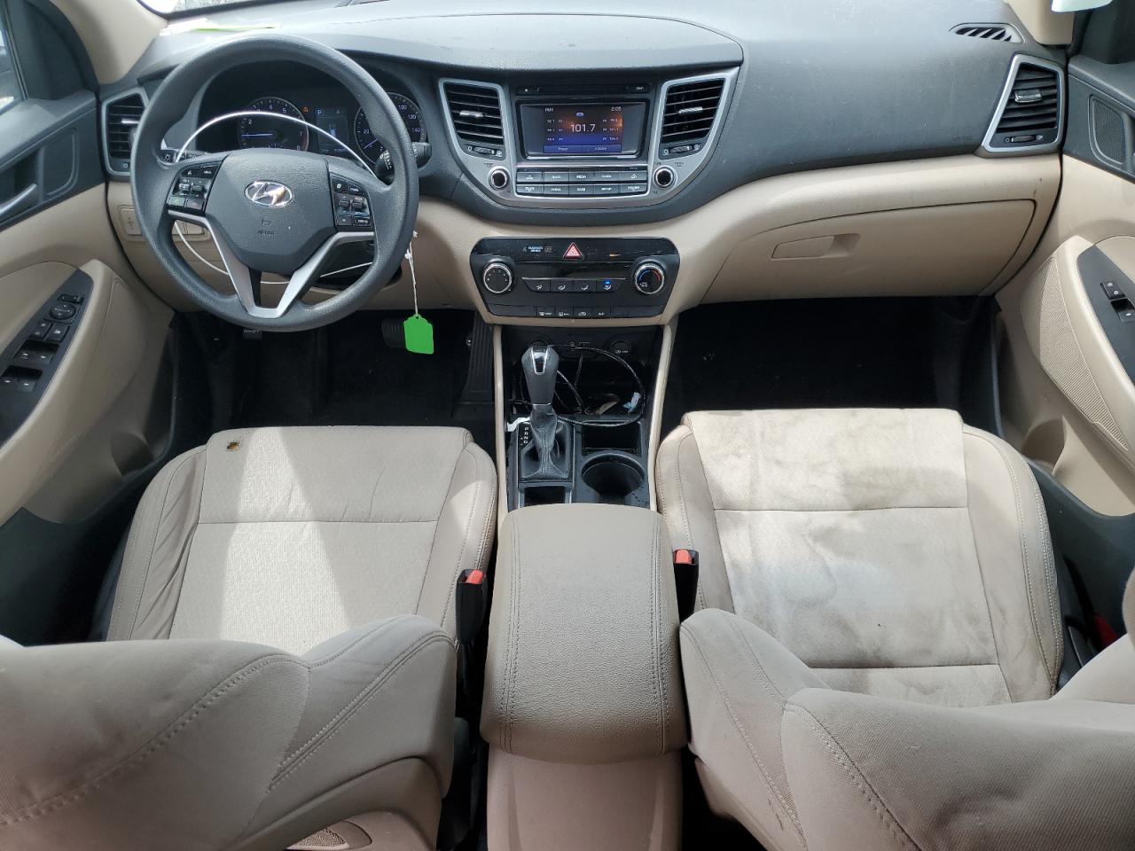 KM8J23A45HU331450 2017 Hyundai Tucson Se