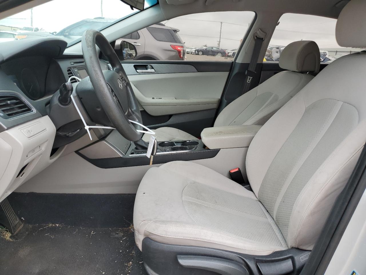 2017 Hyundai Sonata Se VIN: 5NPE24AF4HH470542 Lot: 70469525