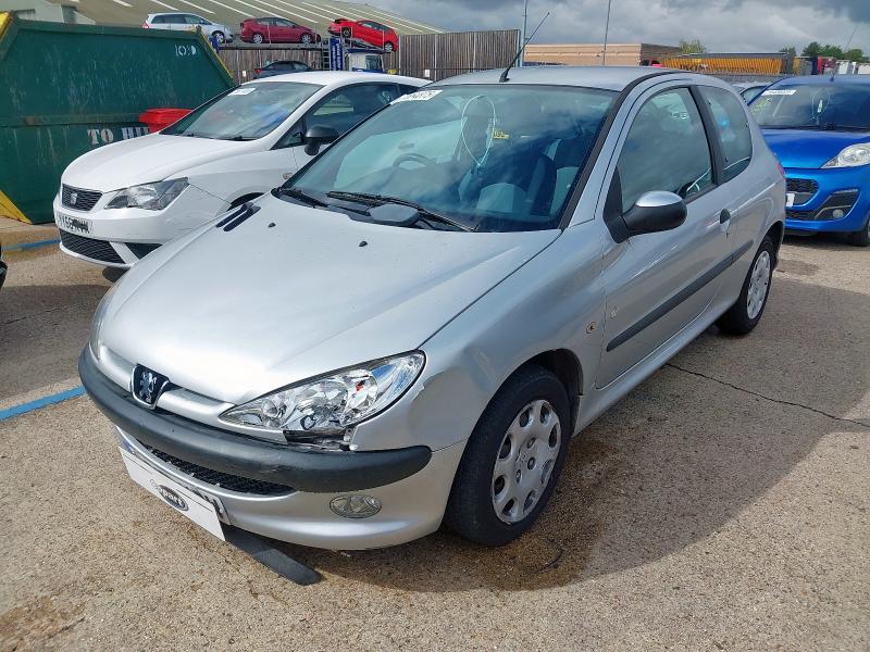 2004 PEUGEOT 206 ZEST for sale at Copart NEWBURY