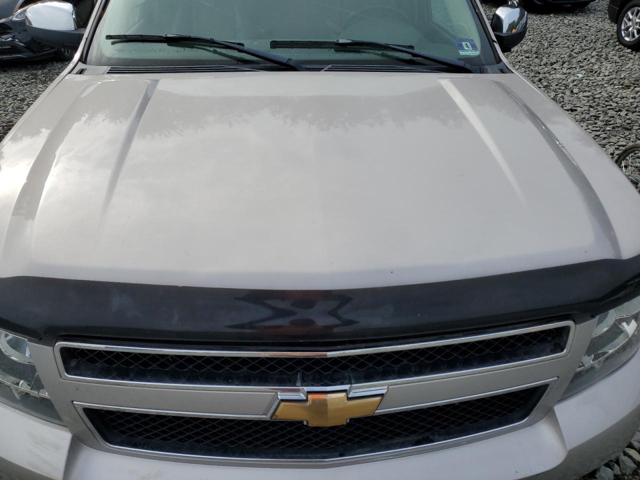 2007 Chevrolet Suburban K1500 VIN: 1GNFK16387J203595 Lot: 68839895