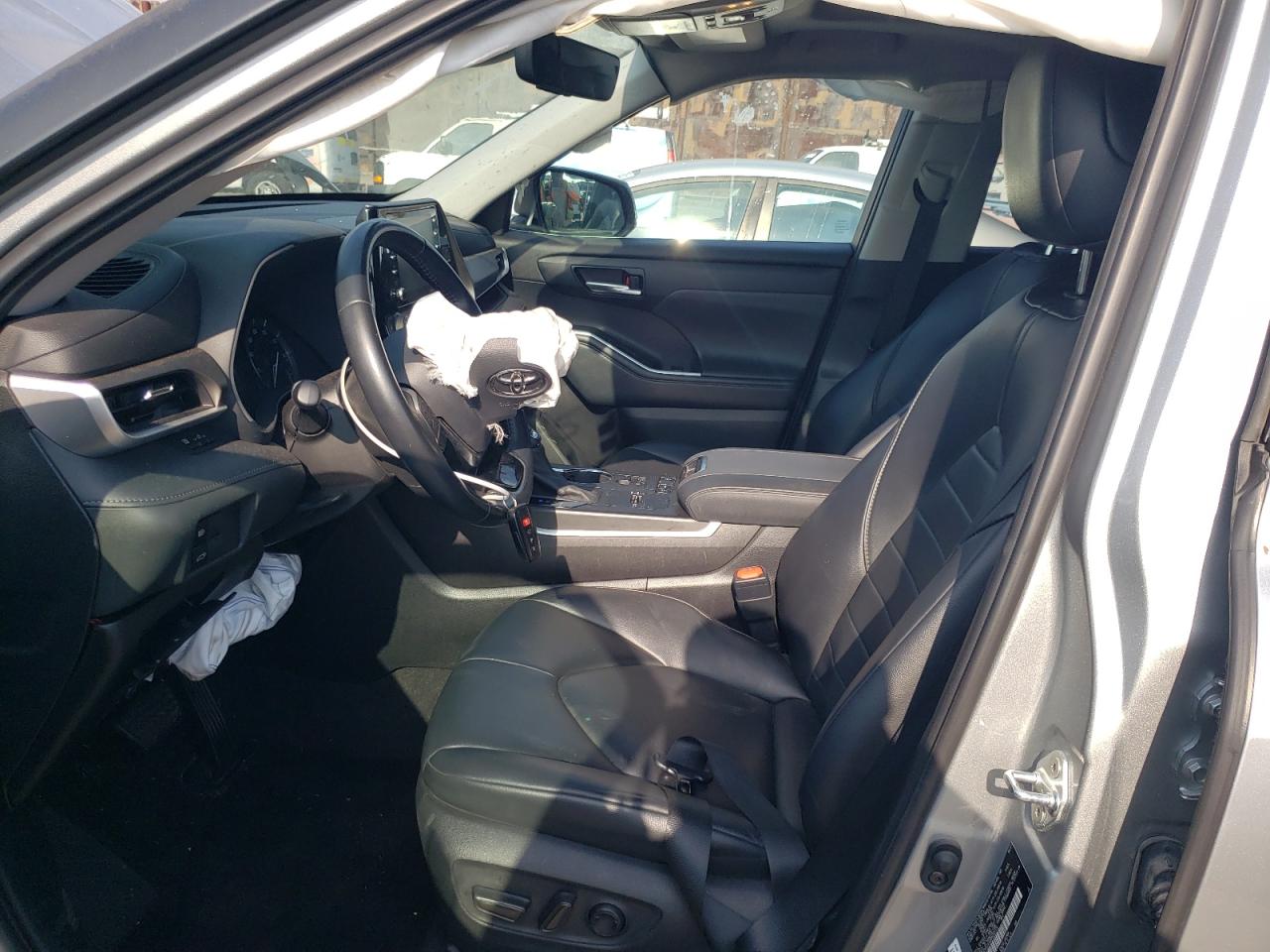 2021 Toyota Highlander Xle VIN: 5TDHZRAH9MS065126 Lot: 67601155