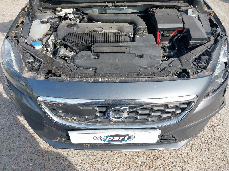 2013 VOLVO V40 CROSCOUN-Y LUXNAV AWD 