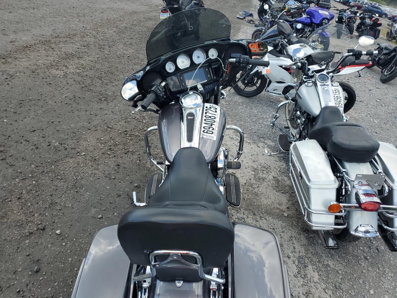 2015 Harley-Davidson Flhxs Street Glide Special VIN: 1HD1KRM11FB652756 Lot: 69408725