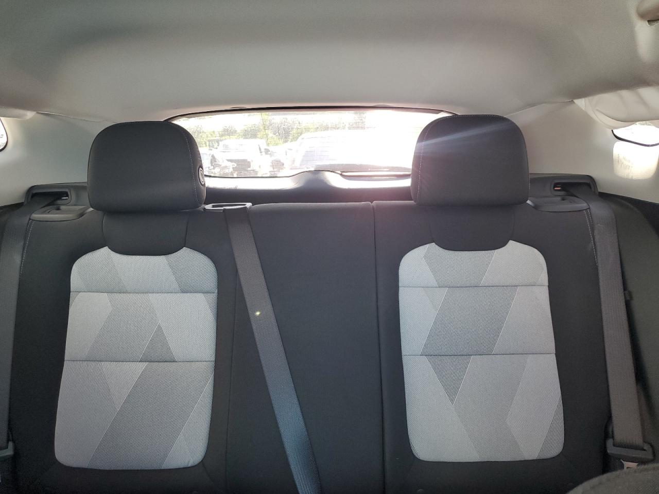 2025 Chevrolet Trax Ls VIN: KL77LFEP4SC039039 Lot: 69467065