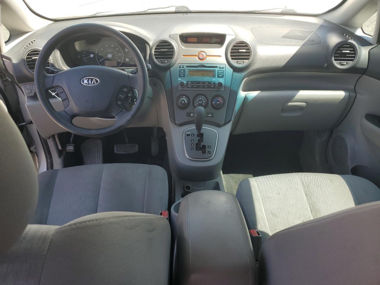 2008 Kia Rondo Lx VIN: KNAFG526387152780 Lot: 69292065