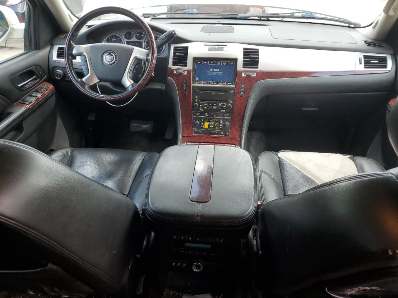 2010 Cadillac Escalade Esv Premium VIN: 1GYUKJEF4AR163840 Lot: 69213535