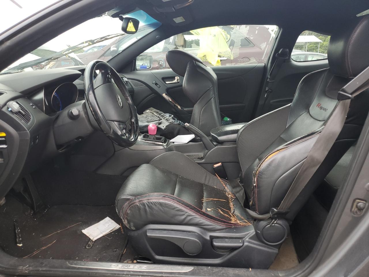 2015 Hyundai Genesis Coupe 3.8L VIN: KMHHU6KJ1FU129975 Lot: 69942375