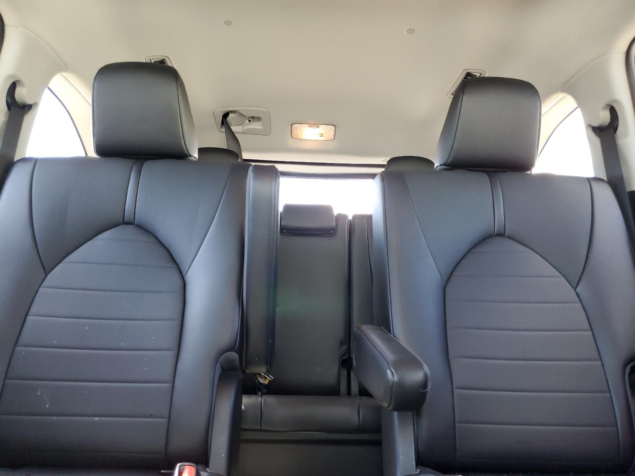 2021 Toyota Highlander Hybrid Xle VIN: 5TDGBRCH3MS061554 Lot: 70096835