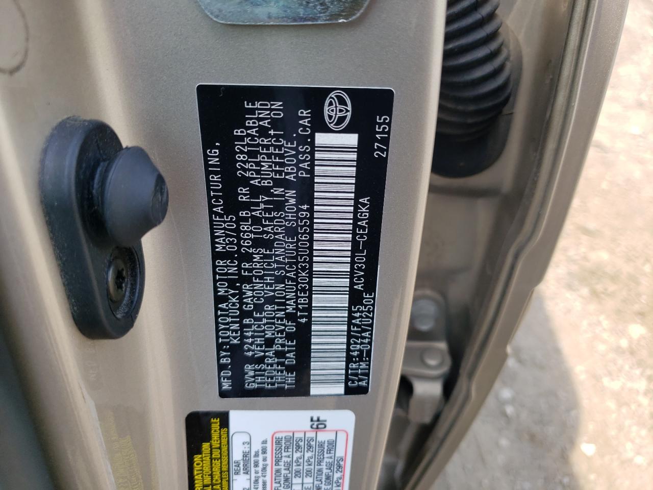 4T1BE30K35U065594 2005 Toyota Camry Le