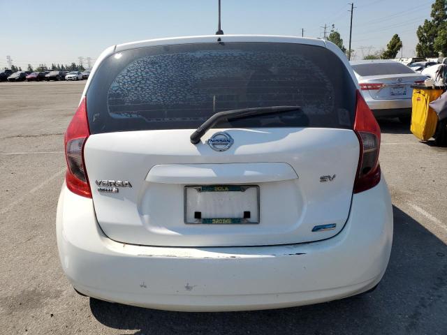 Hatchbacks NISSAN VERSA 2014 Biały