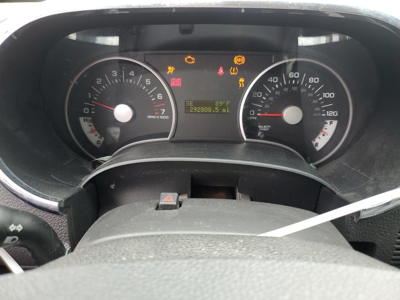 2009 Ford Explorer Xlt VIN: 1FMEU63E59UA34733 Lot: 70823805